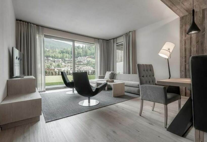 اقامتگاه Gardena Chalets