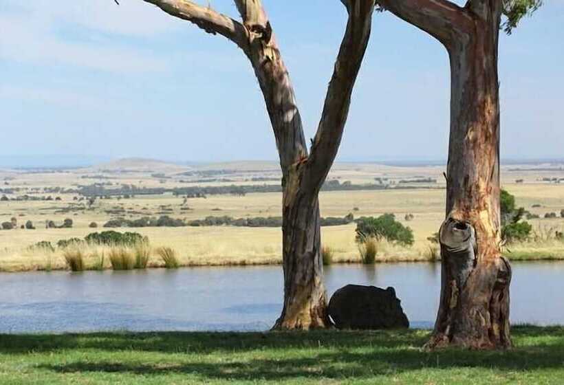 Bed and Breakfast Tuki Retreat
