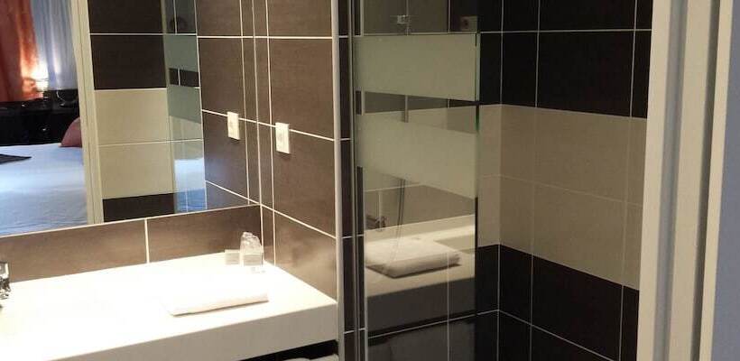 ホテル Hôtel Restaurant Bel Air Crevin   Axe Rennes Nantes