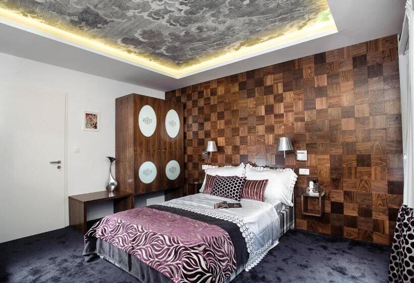 هتل Boban Luxury Suites