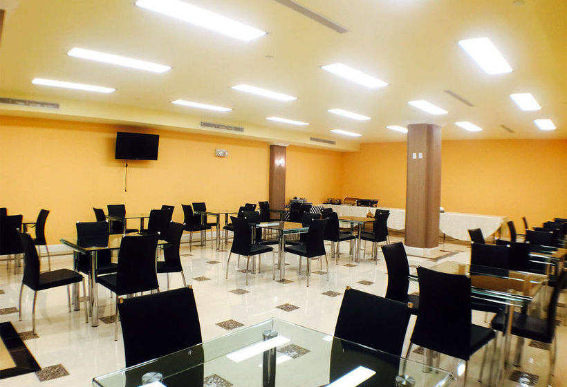 فندق Howard Johnson By Wyndham Long Island City