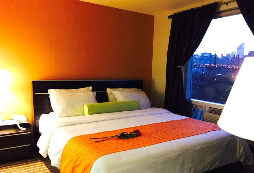 فندق Howard Johnson By Wyndham Long Island City