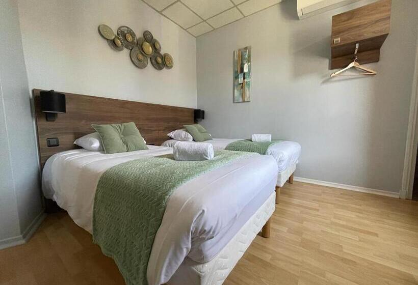 فندق Le Rochegude