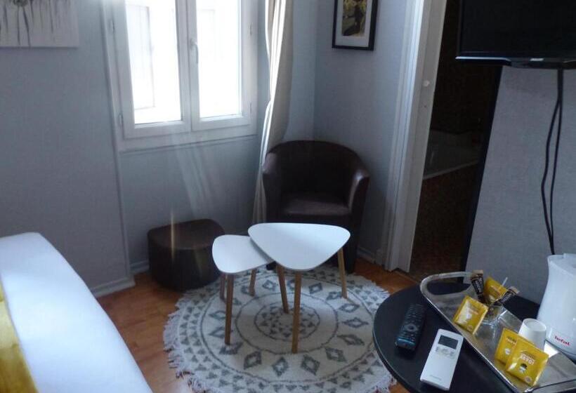 فندق Le Rochegude