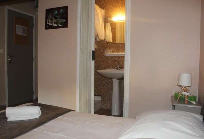 فندق Le Rochegude