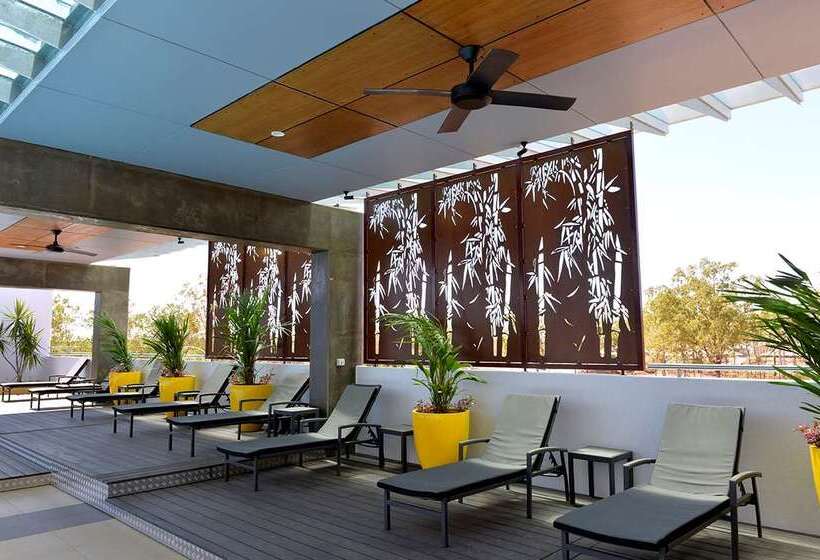 בית מלון כפרי Rydges Palmerston  Darwin