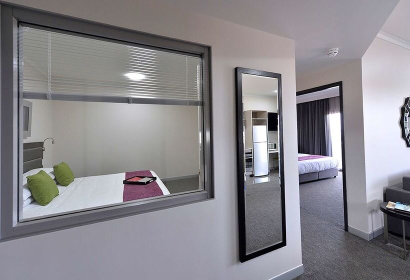 בית מלון כפרי Rydges Palmerston  Darwin