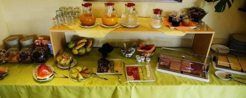 Toni S Guesthouse
