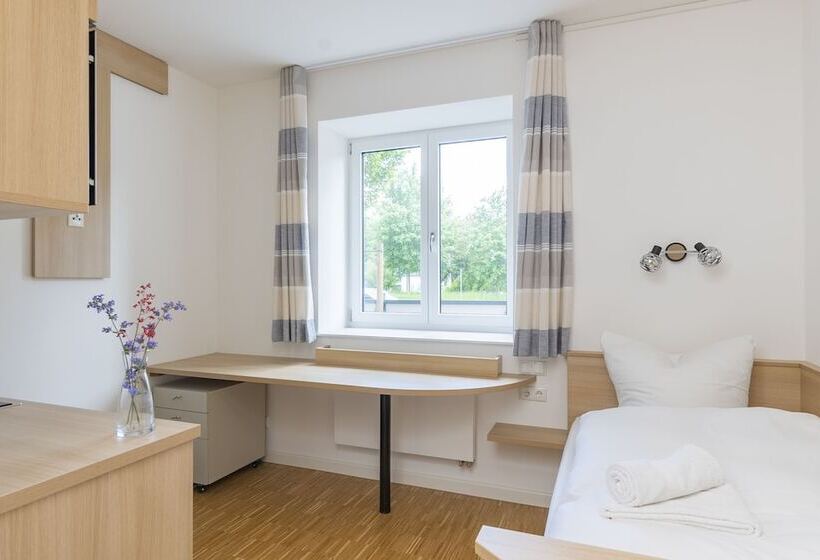 فندق صغير Henrys Sleeping Am Augsburger Eiskanal