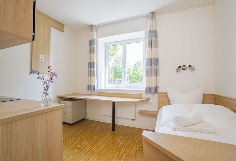 فندق صغير Henrys Sleeping Am Augsburger Eiskanal