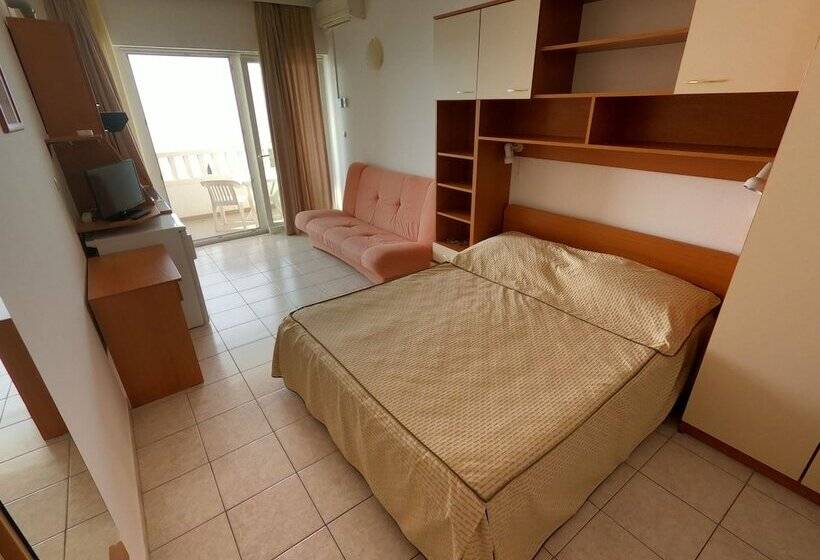 Apartments Villa Dvor