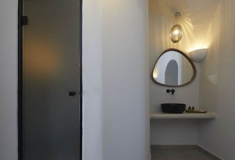 هتل Aecon Suites