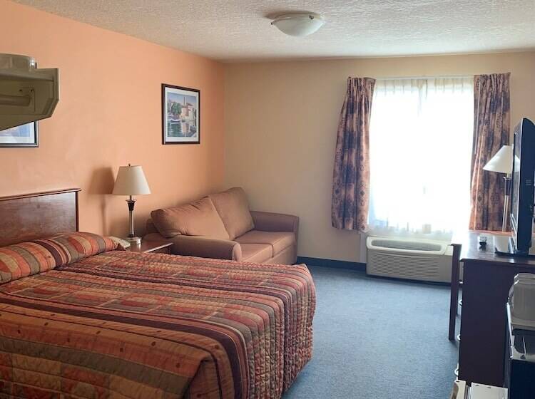 酒店 Aurora Park Inn & Suites