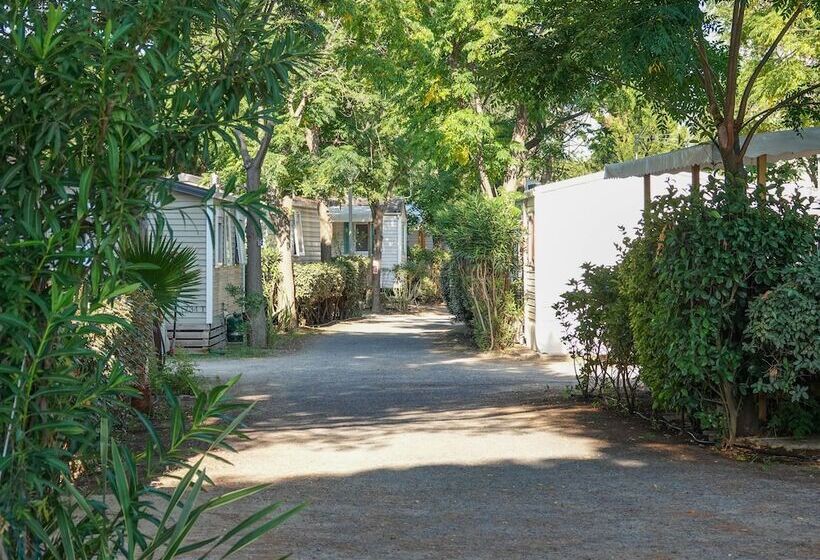 هتل Camping Pleine Mer