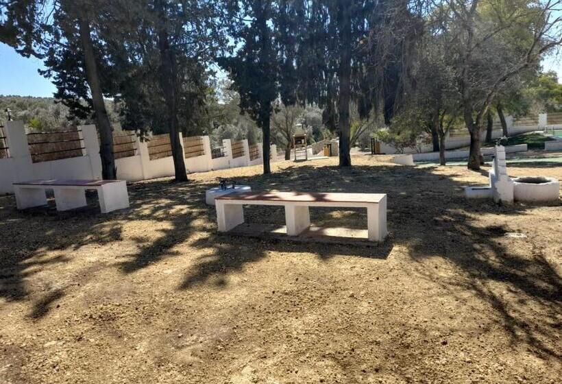هتل Hacienda Marcharavi