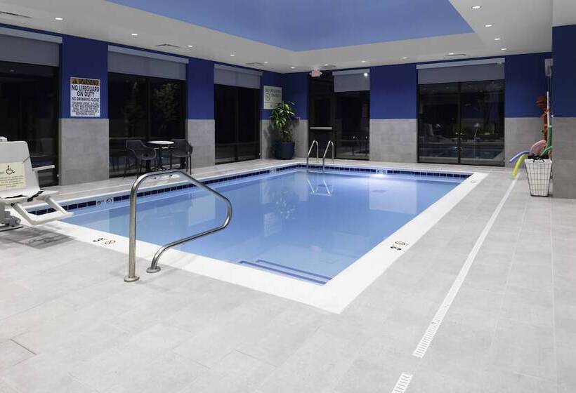 בית מלון כפרי Hampton Inn & Suites Indianapolis West Speedway