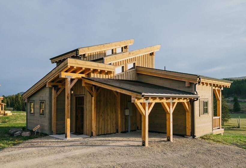Сельский отель Clydesdale Outpost