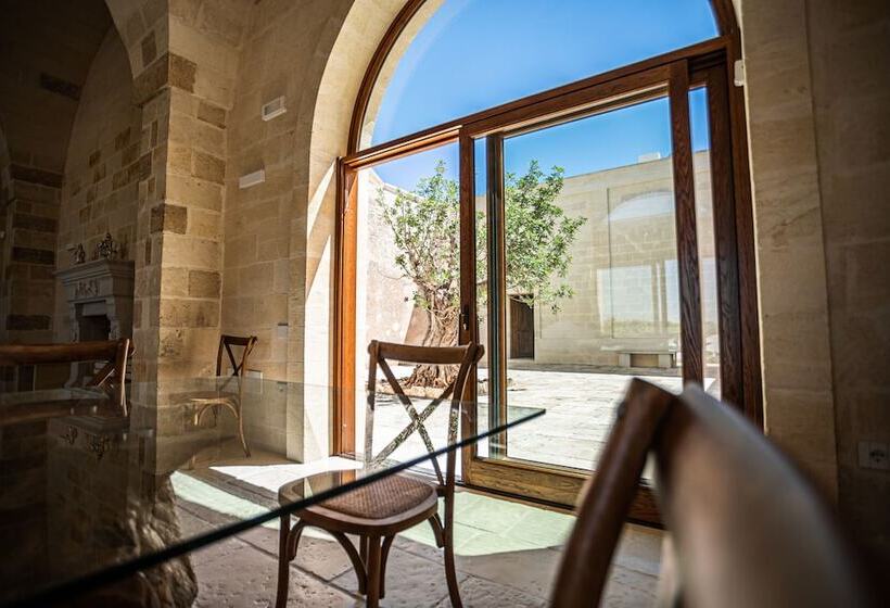 فندق ريفى Masseria Torleanzi   Wine Relais
