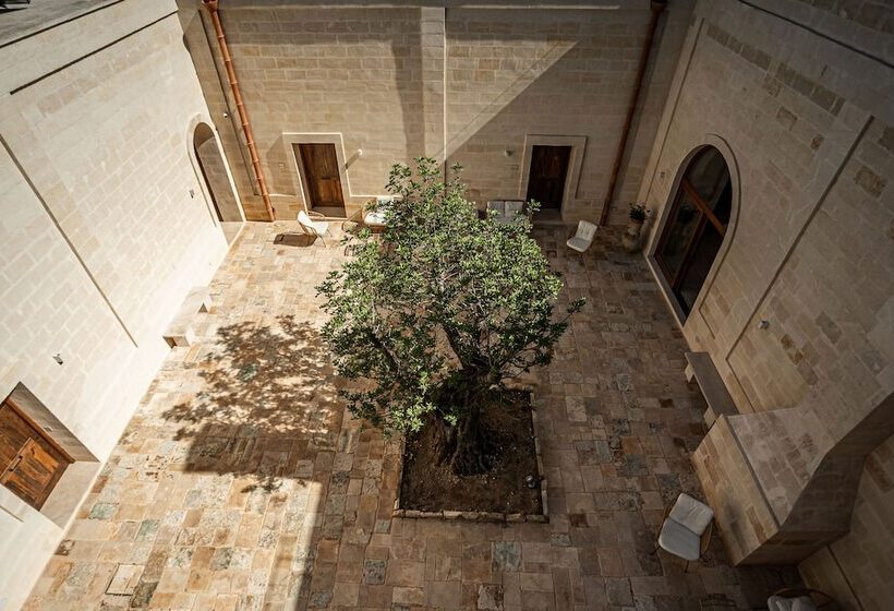 فندق ريفى Masseria Torleanzi   Wine Relais