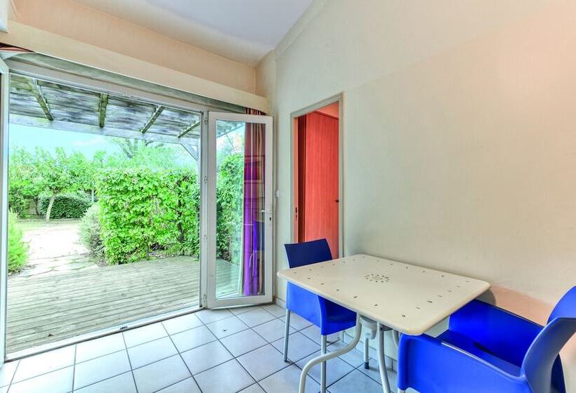 هتل Sowell Residences Les Lauriers Roses