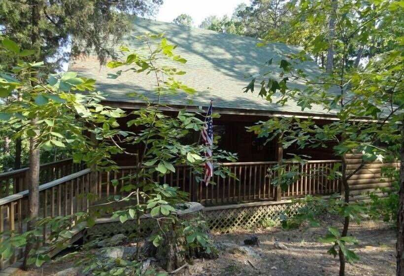 One Bedroom, One Bath Log Sided Cottage With Private Hot Tub On Lake Ouachita. By Redawning