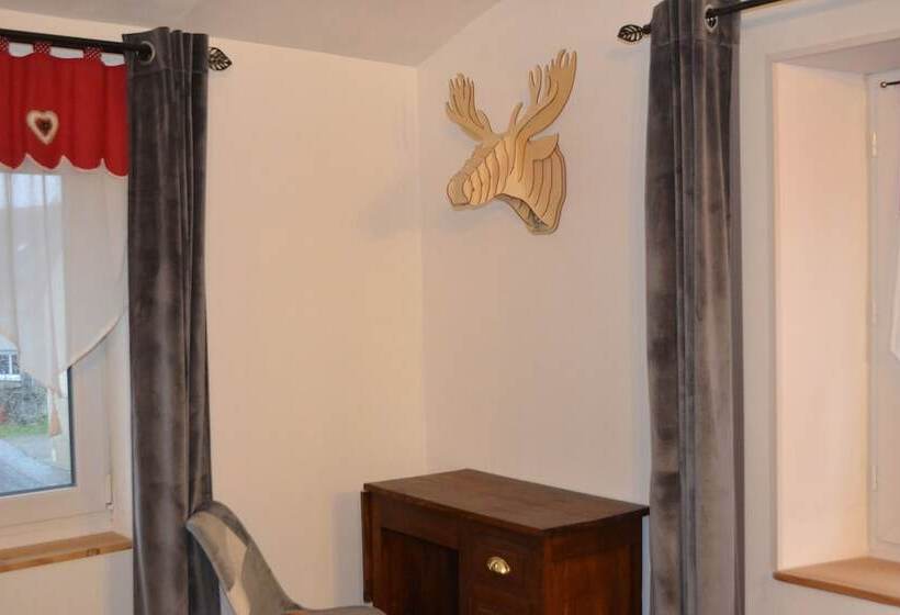 פנסיון A La Fontaine Fleurie