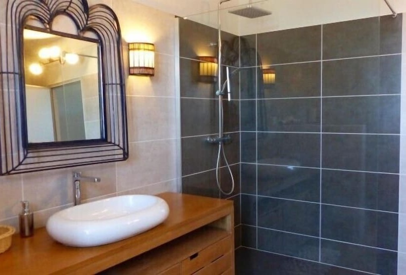 פנסיון Aux Baboteurs Gdf