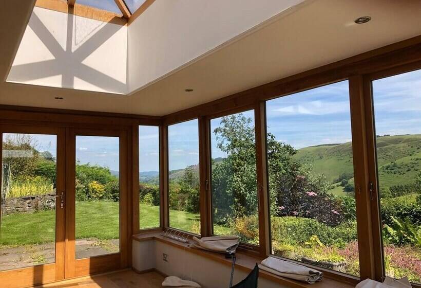 דירת נופש Tranquil 3 Bed Cottage Near Lake Vyrnwy