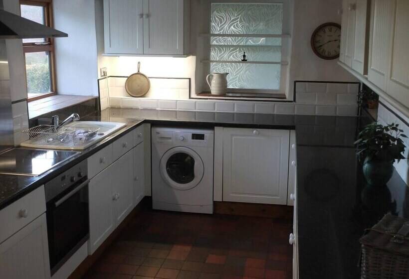 דירת נופש Tranquil 3 Bed Cottage Near Lake Vyrnwy
