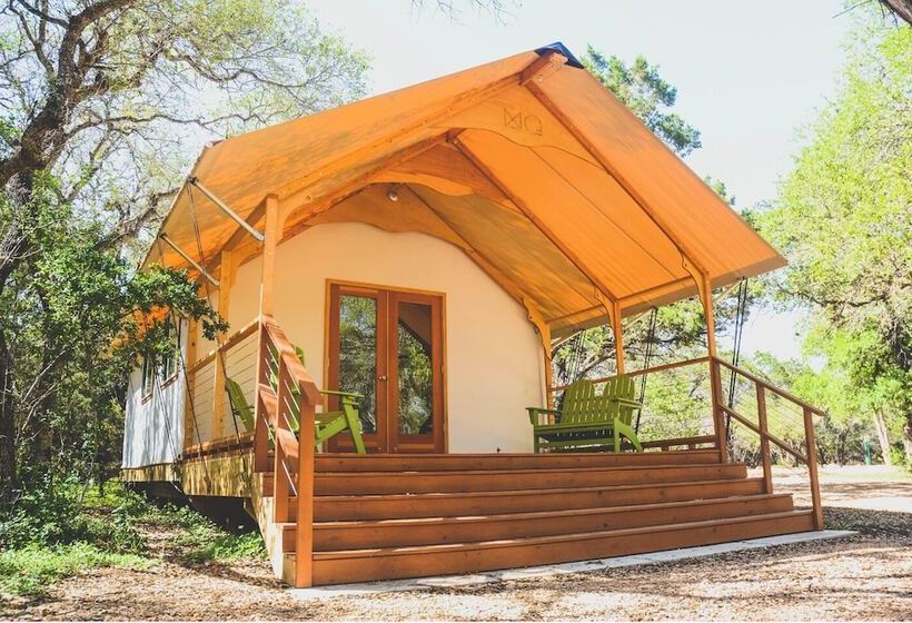 리조트 Mystic Quarry