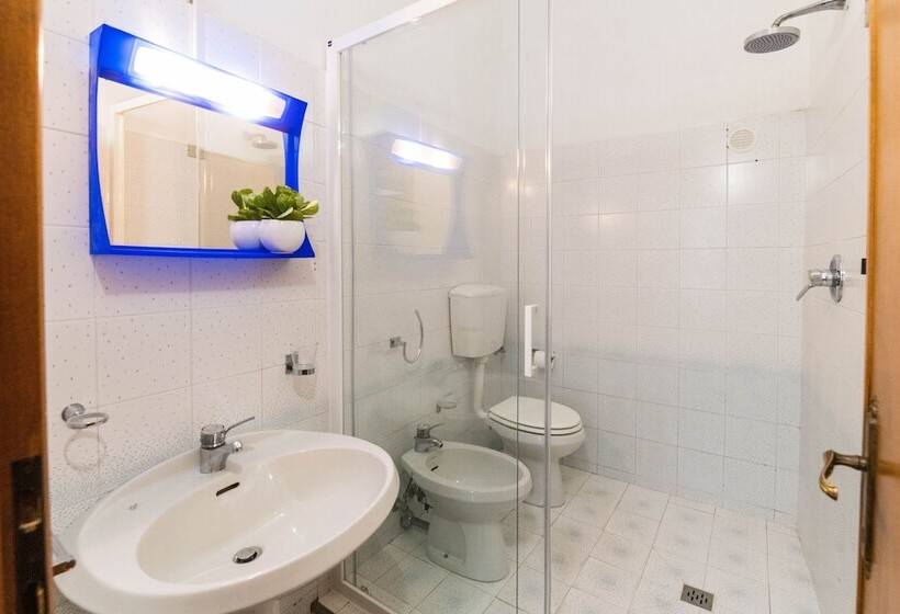 تختخواب و صبحانه Casa Fubis