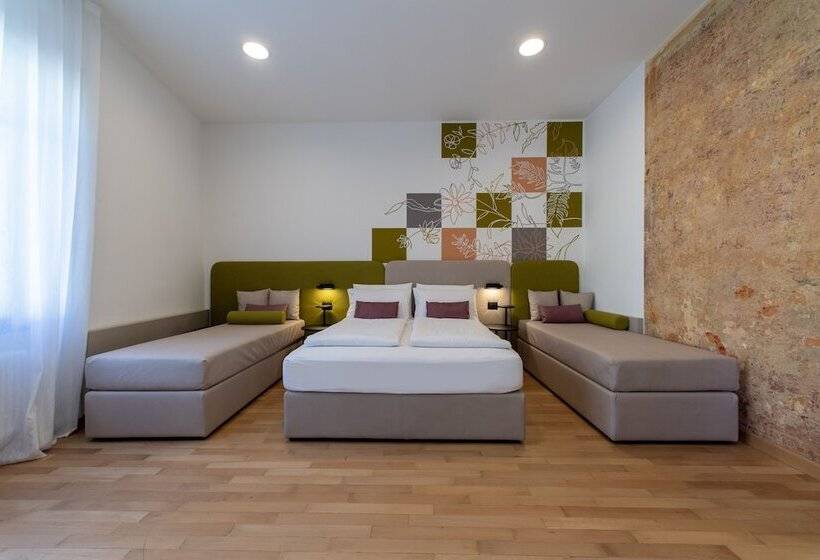 تختخواب و صبحانه House Of Bruno   Only Self Check In