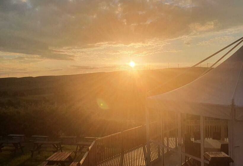 צימר Moorcock Inn Littleborough