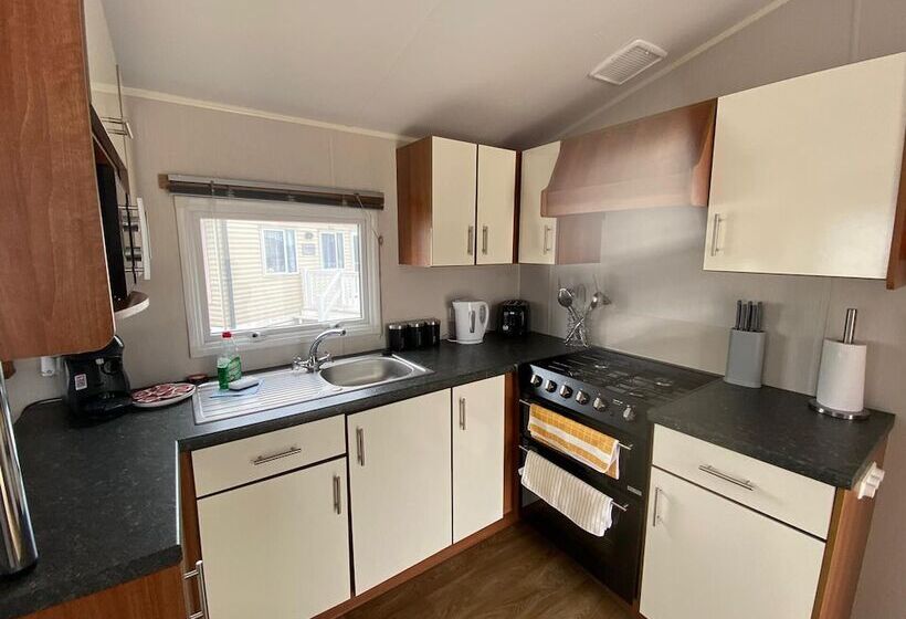 בית מלון כפרי Captivating 2 Bed Villa In Pevensey