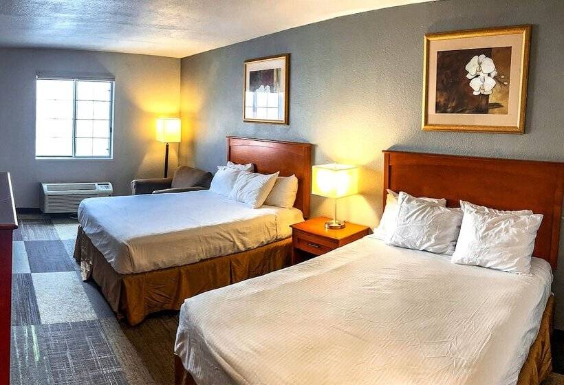 בית מלון כפרי Coratel Inn By Jasper Iowa Fairfield