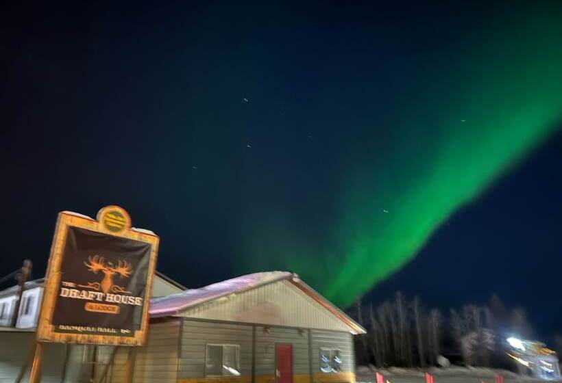 Отель Draft House & Lodge