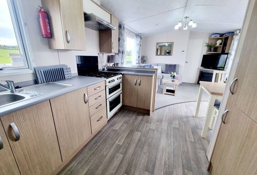فندق Fantastic 3 Bed Lodge Near Morpeth   Deer View