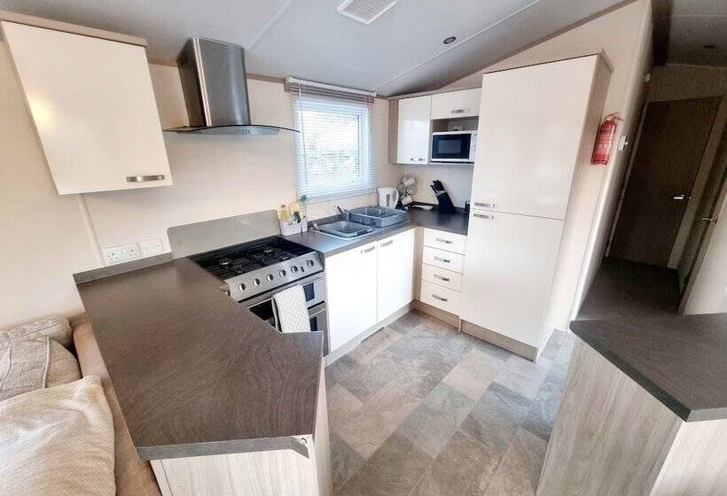 酒店 Impeccable 2 Bed Caravan In Morpeth   Willow Burn