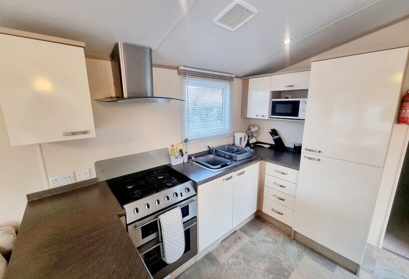 酒店 Impeccable 2 Bed Caravan In Morpeth   Willow Burn
