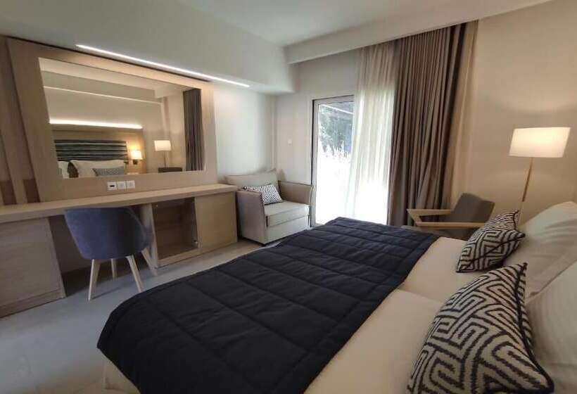 ホテル O Paradise Beach Resort & Spa