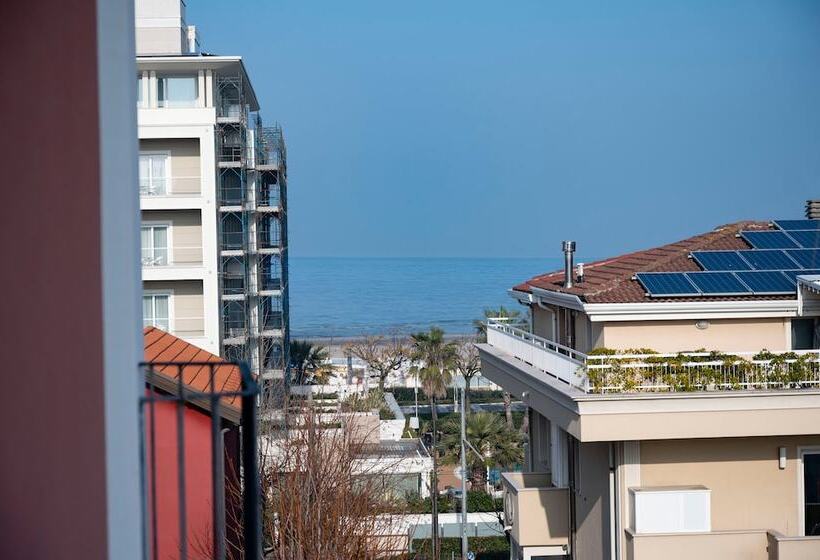 هتل Selene   Vista Mare