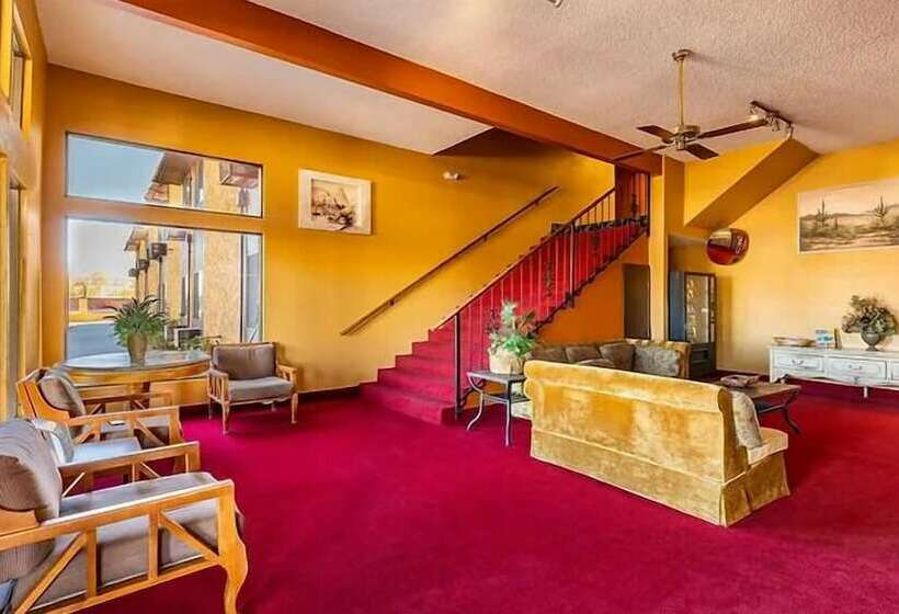 Отель Sun Valley Suites