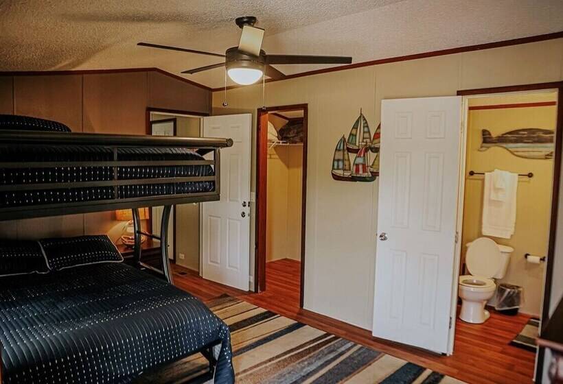 ホテル Waterfront Lodge   4 Bedroom Lodge By The Lodges At Fossil Creek