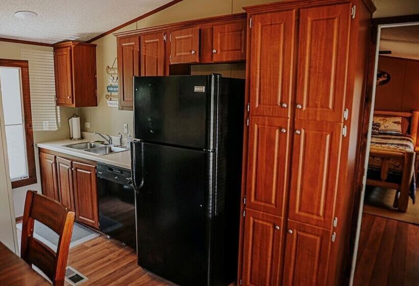 ホテル Waterfront Lodge   4 Bedroom Lodge By The Lodges At Fossil Creek