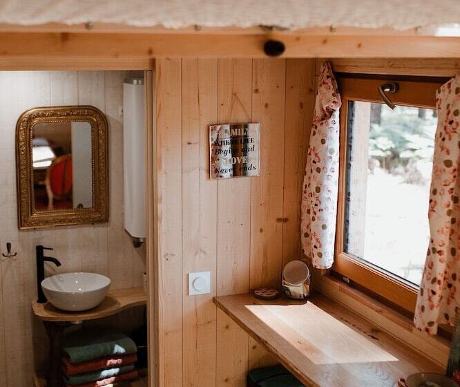 호텔 Tiny Stay Ecolodge