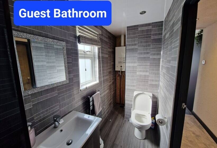 בית מלון כפרי Waterside Lodge   Dog Friendly, Sutton On Sea
