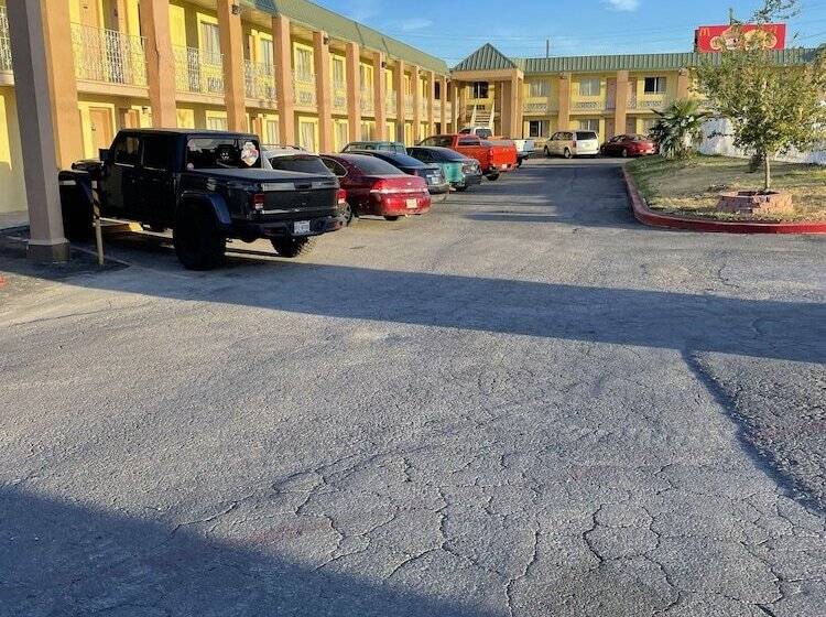 مُتل Del Rio Inn