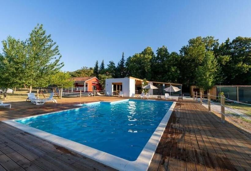 بنسيون Mobile Homes  Kamp Karin