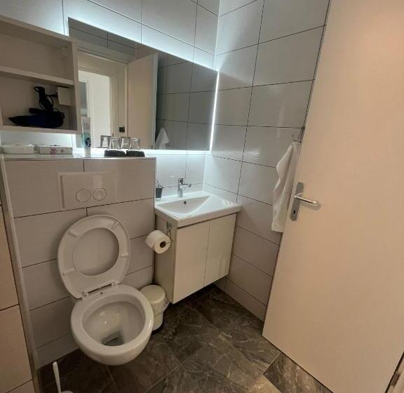 פנסיון Rooms Jelak