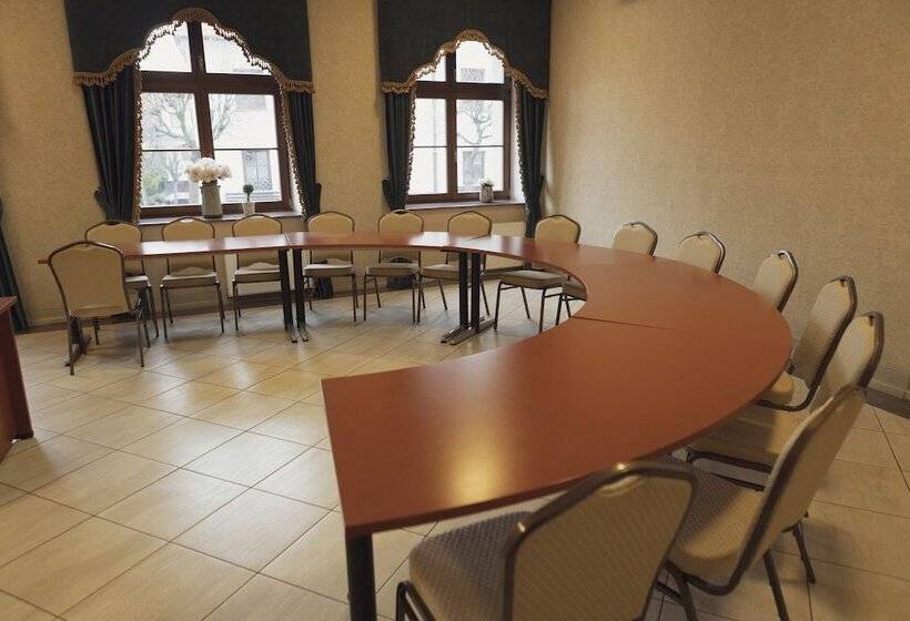 בית מלון כפרי Adler